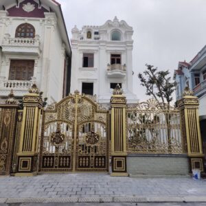 Mẫu cổng nhôm đúc hợp kim đẹp 04